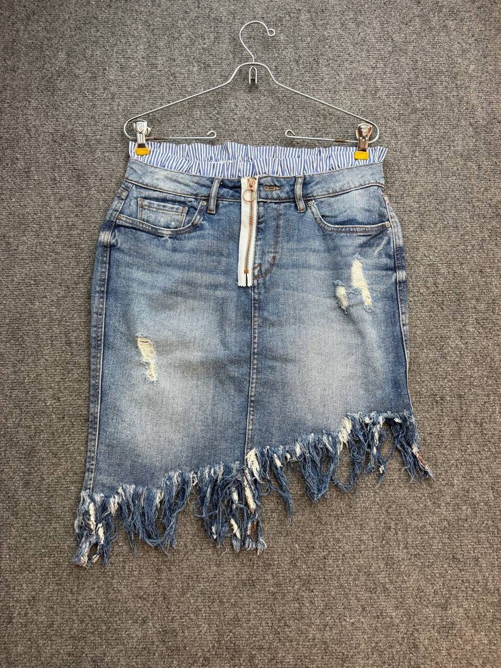 William Rast Women’s 27 Blue Distressed Denim Skirt Asymmetrical Fringe Hem